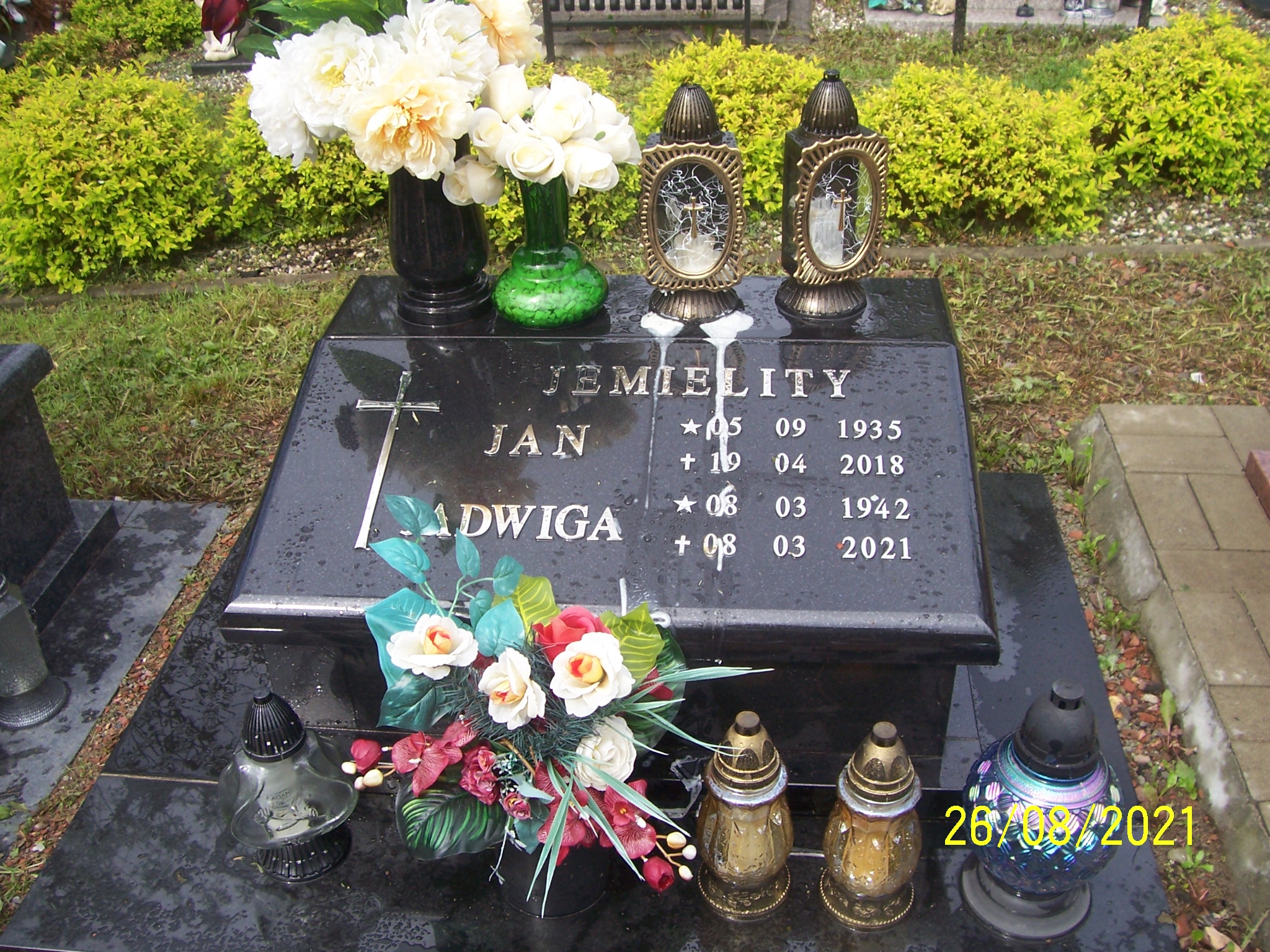 Grób Jan Jemielity