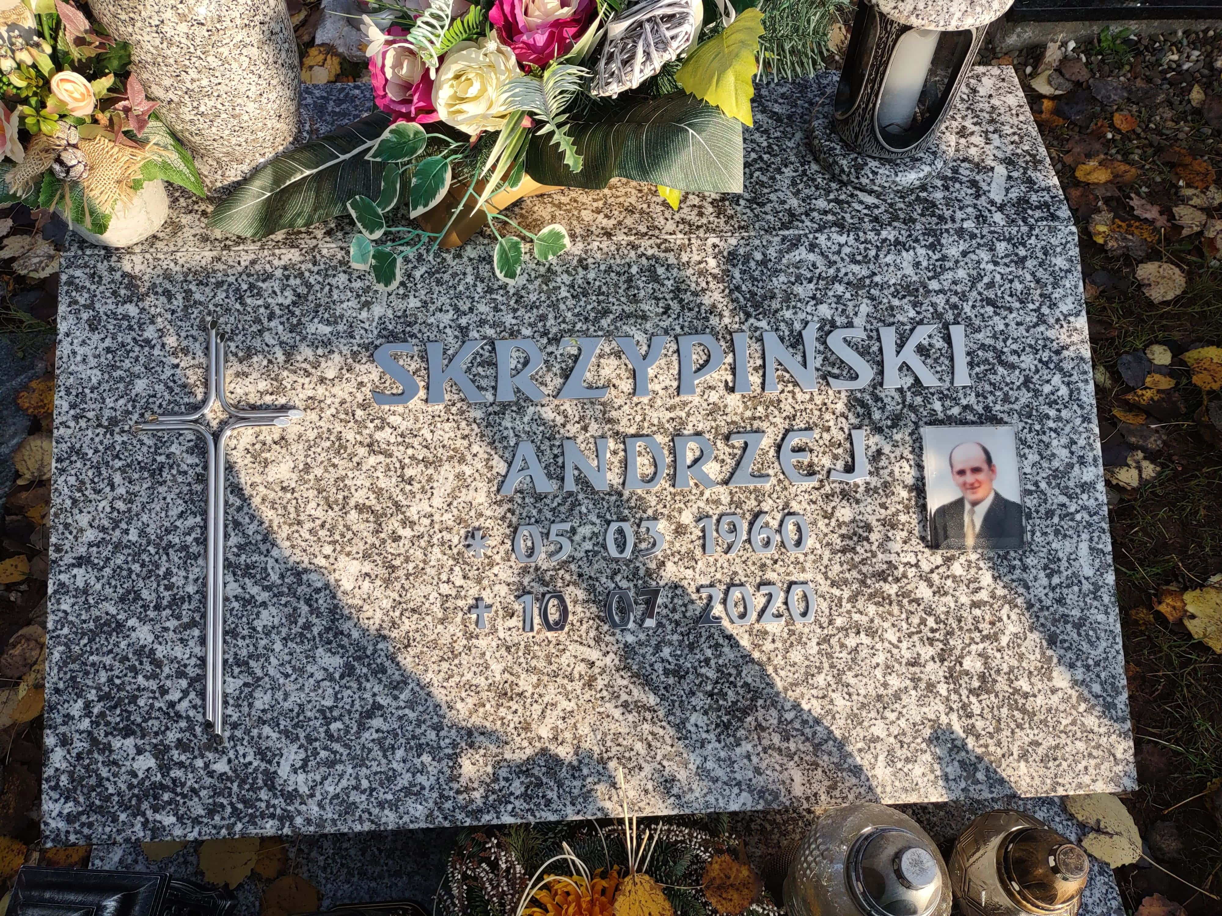 Grób Andrzej Skrzypiński