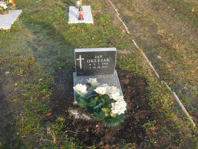 Grób Jan Oklejak