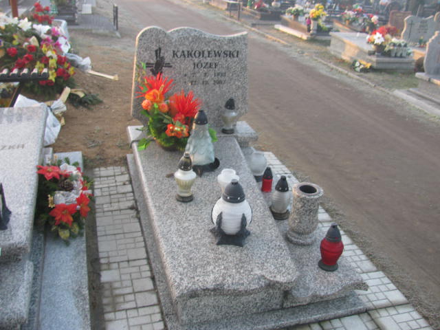 Grób Józef Kąkolewski