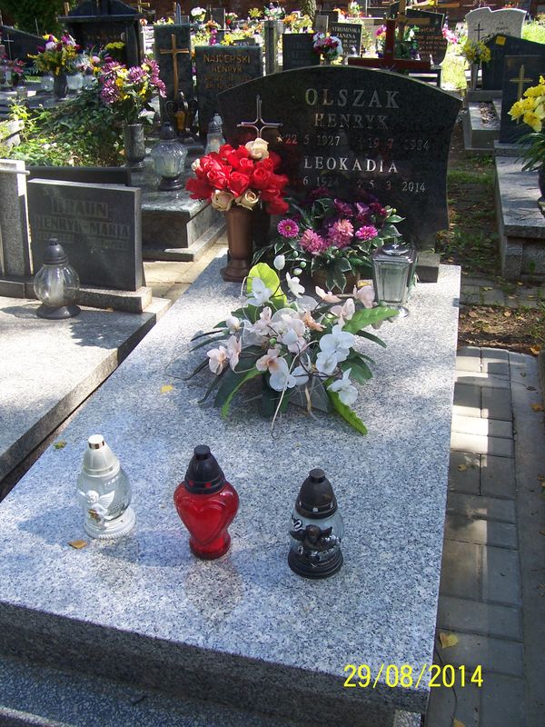 Grób Leokadia Olszak