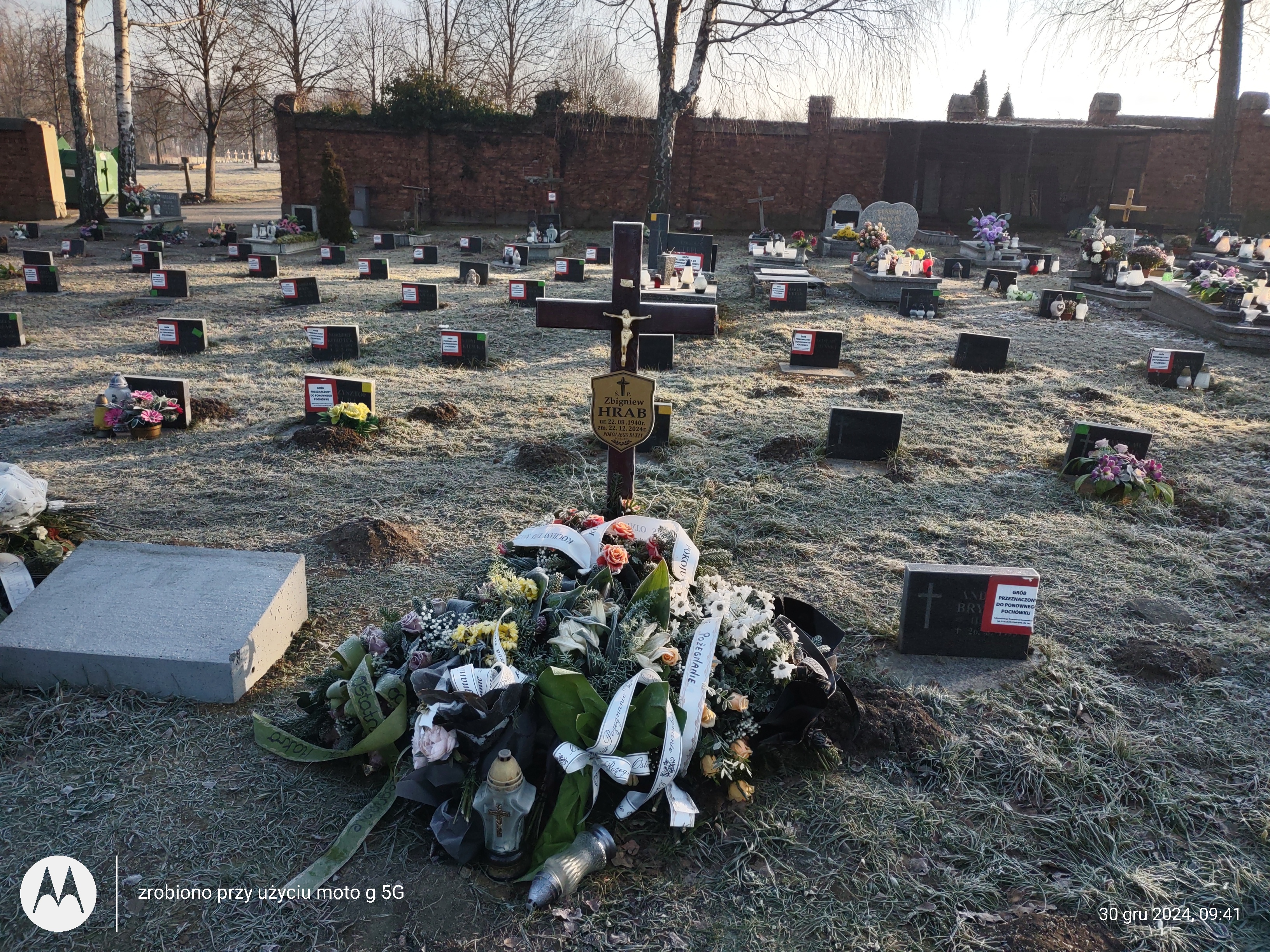 Grób Zbigniew Hrab