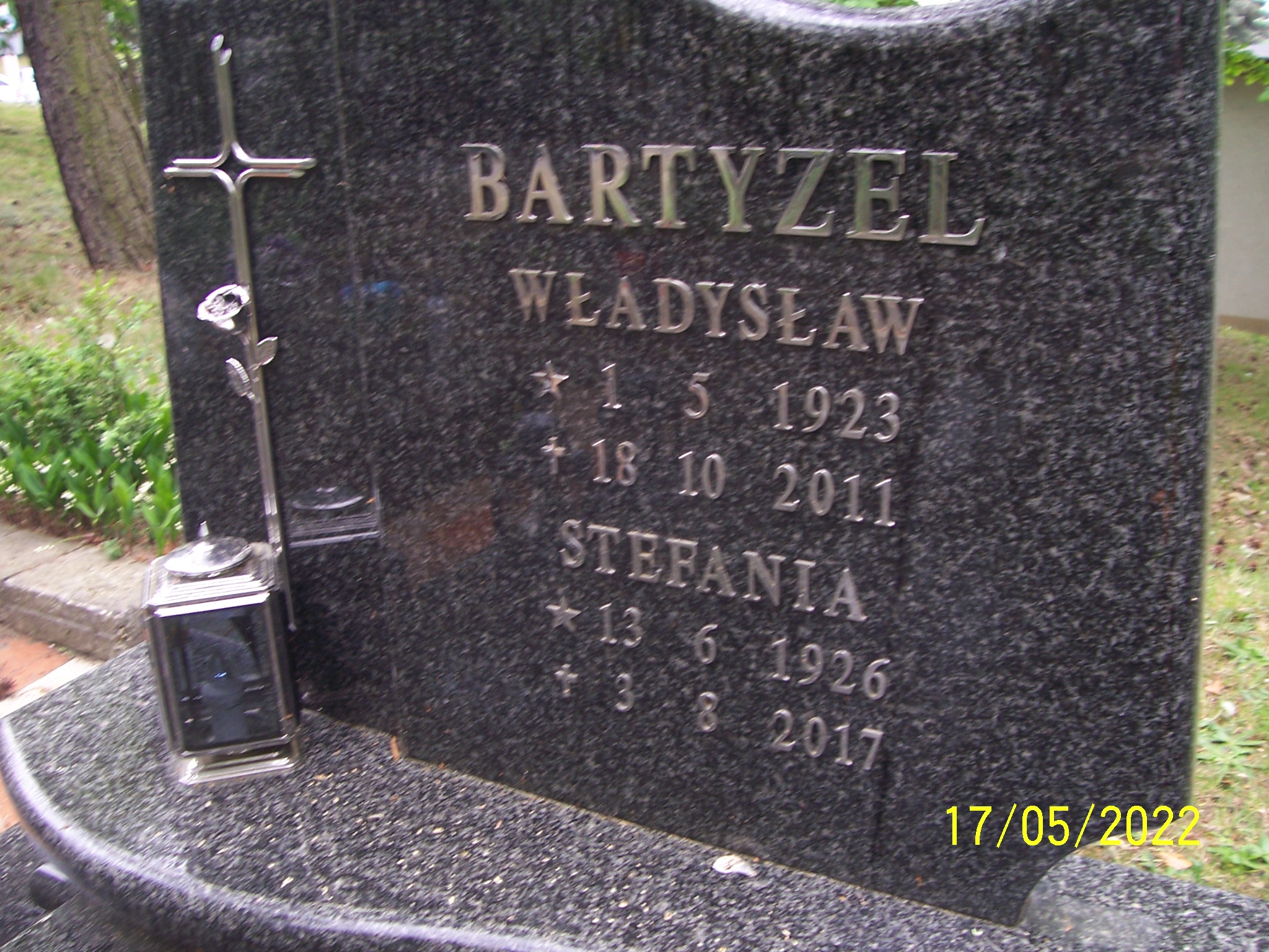 Grób Władysław Bartyzel