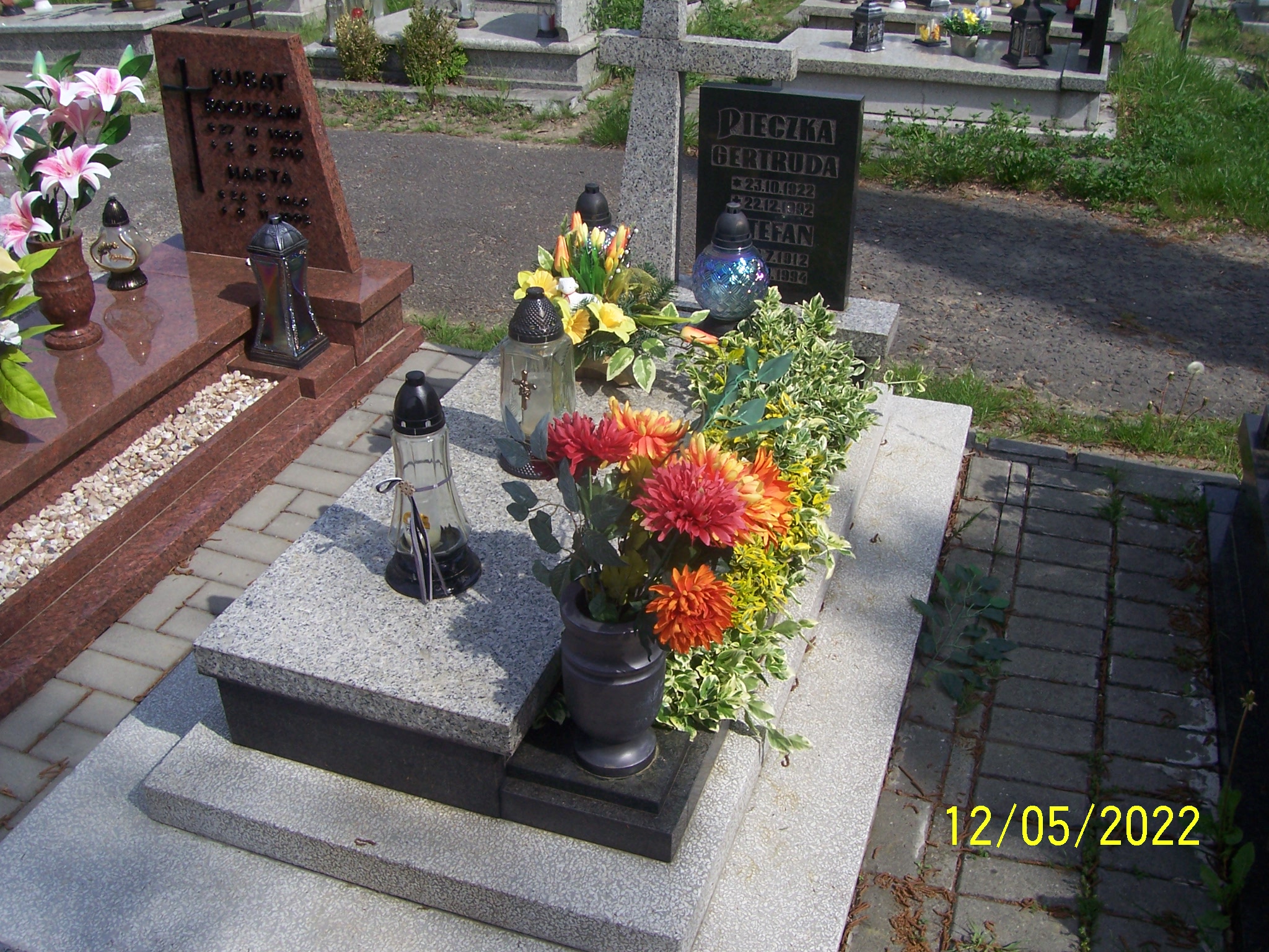 Grób Gertruda Pieczka