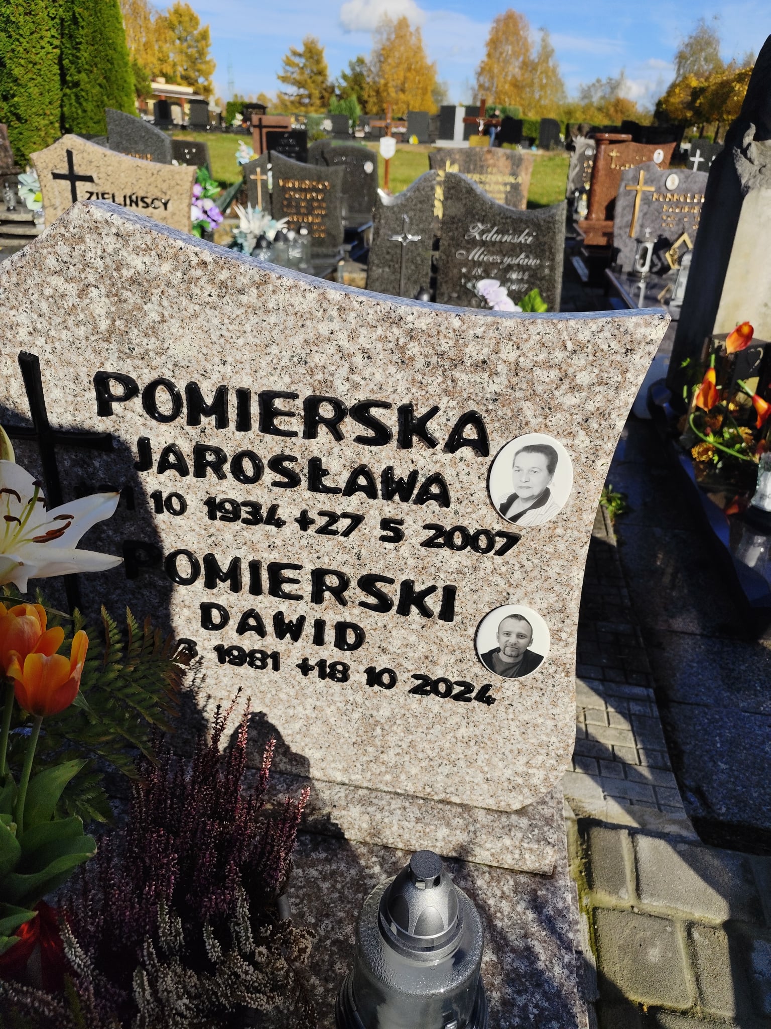 Grób Dawid Pomierski