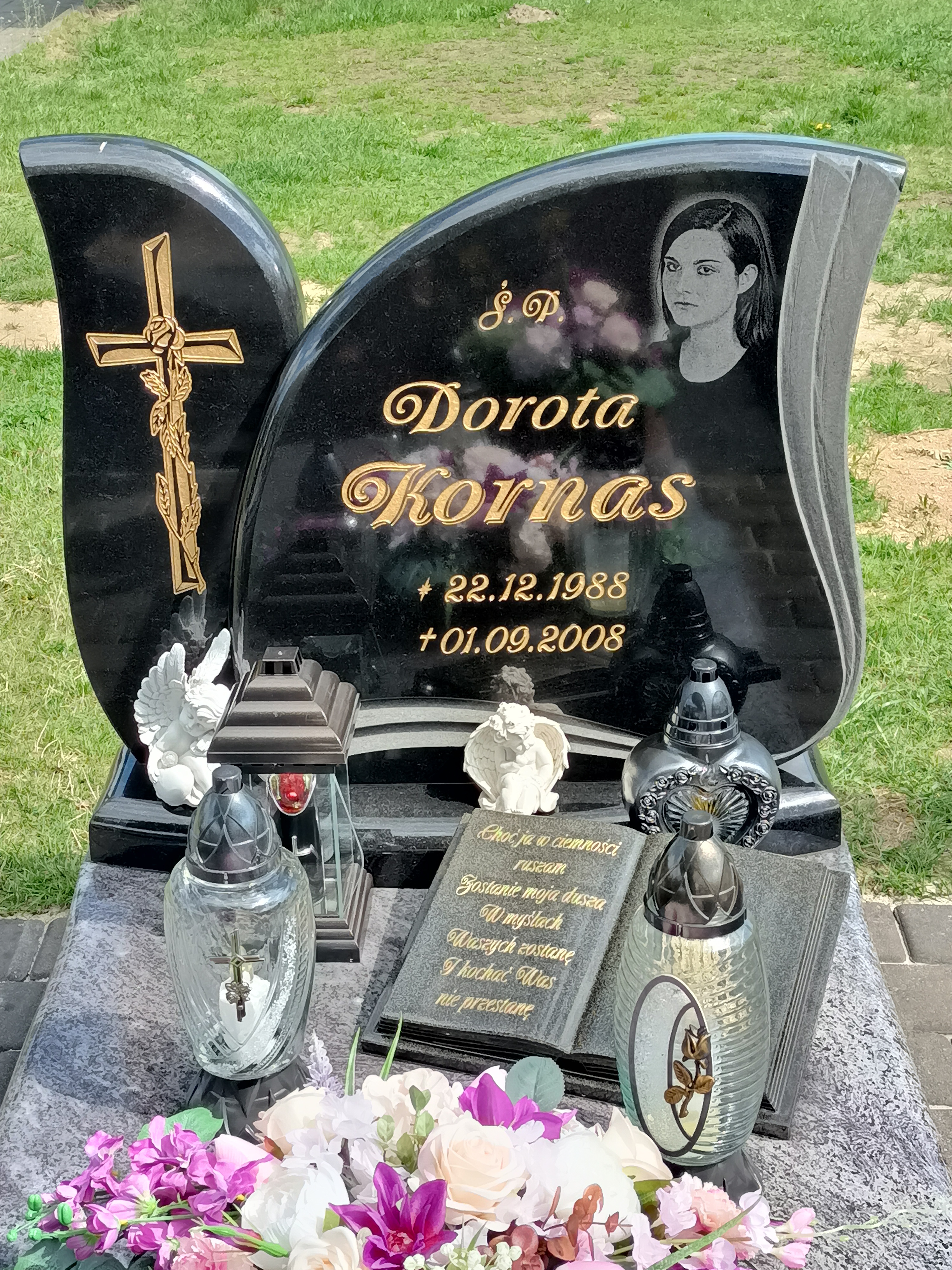 Grób Dorota Kornas