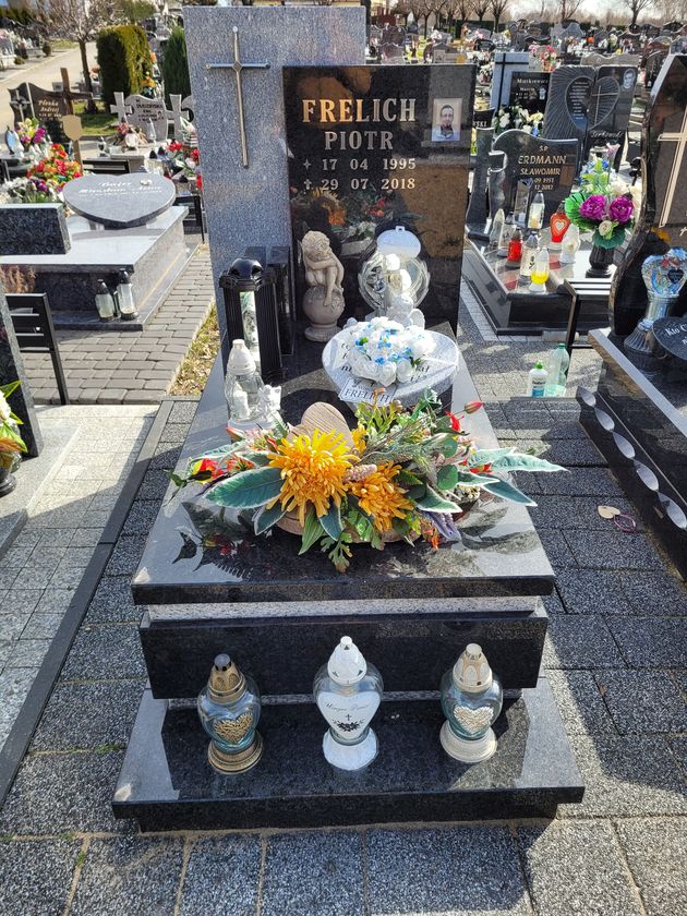 Grób Wojciech Frelich