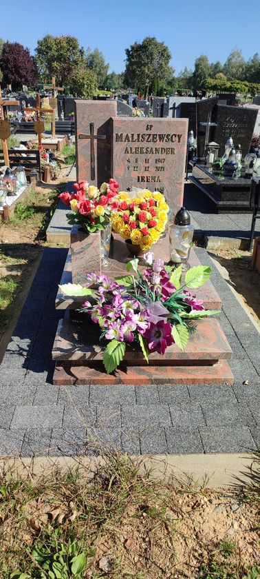 Grób Irena Maliszewska