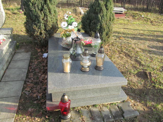 Grób Dariusz Nowakowski